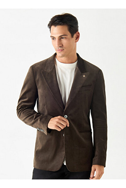 Iconic سترة بلايزر ذات ياقة مدببة سادة مع جيوب