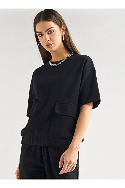 FAV Textured Pocket Detail T-shirt And Joggers Set