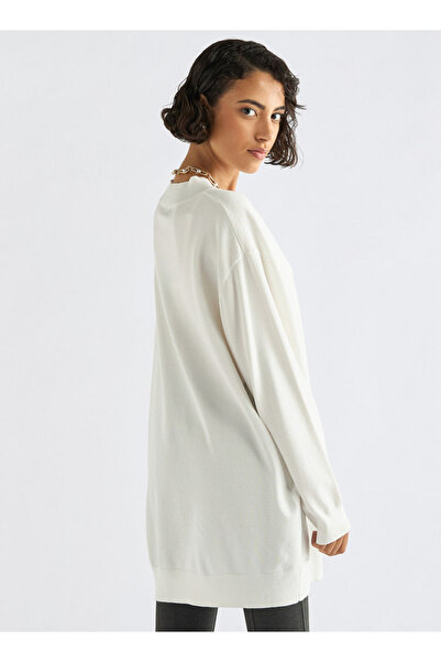 FAV V-neck Sweater With Long Sleeves