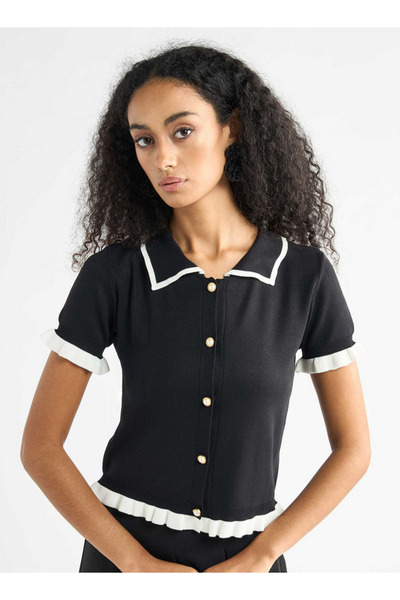 FAV Solid Shirt With Contrast Detail