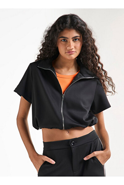 FAV Crop T-shirt with Short Sleeves and Zip Closure