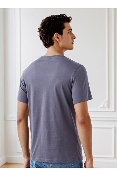 FAV Men Slim Fit Crew Neck Short Sleeves Sketch Print T-shirt