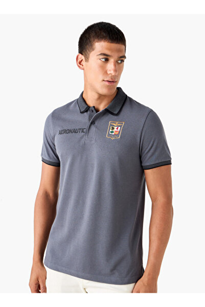 FAV تي شيرت بولو مطرز بأكمام قصيرة