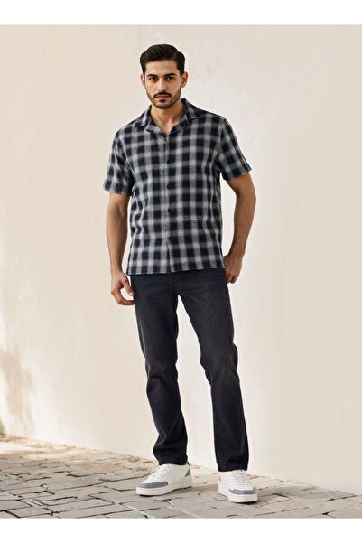 FAV Regular Fit Checked Seersucker Resort Shirt