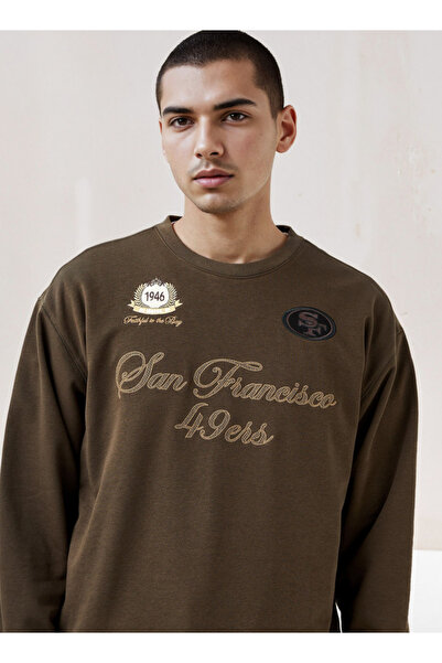 SP Characters Typographic Embroidered Sweatshirt