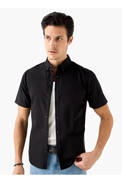 FAV قميص بقصّة عادية وأكمام قصيرة