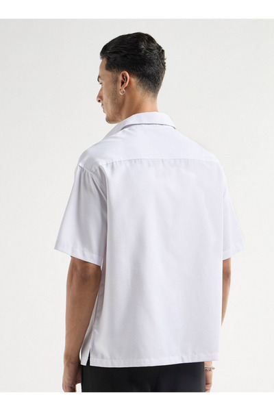 FAV Regular Fit Shirt with Collar and Short Sleeves