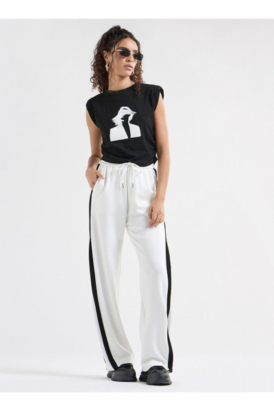 FAV Panelled Track Pants with Drawstring Closure and Pockets