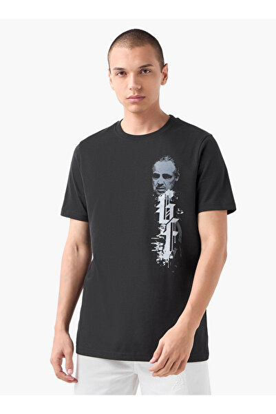 FAV Graphic Print T-shirt with Crew Neck