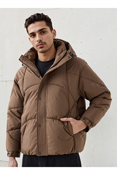 Iconic Men Regular Fit Hooded Puffer Jacket