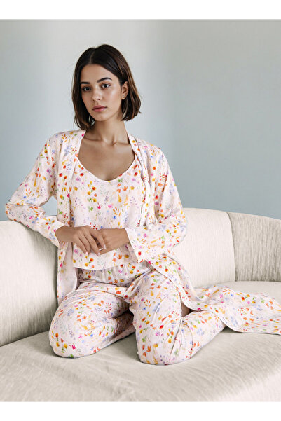 FAV طقم رداء وبيجامة بطبعة زهور كاملة