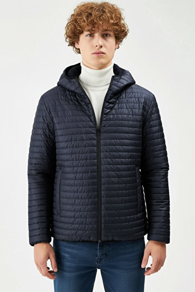 QAWWA Férfi sötétkék víz- és szélálló, zselés szálakkal steppelt sportkabát zsebekkel