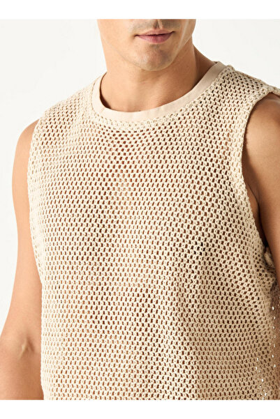 Iconic Textured Sleeveless T-shirt with Crew Neck