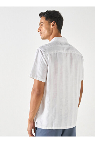 Smart Striped Shirt with Camp Collar and Short Sves