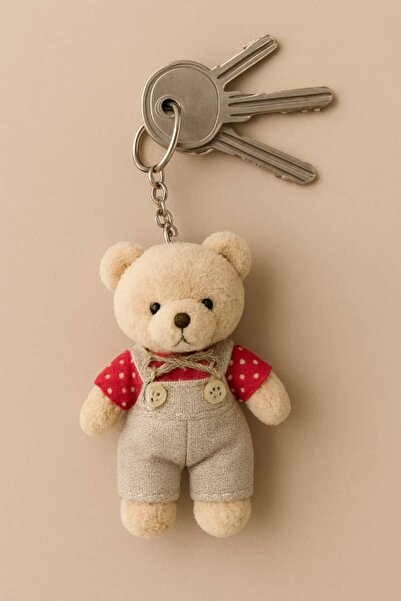Şirin 11 cm Peluş Ayıcık Anahtarlık – Kırmızı Üstlü Tulumlu Teddy Bear