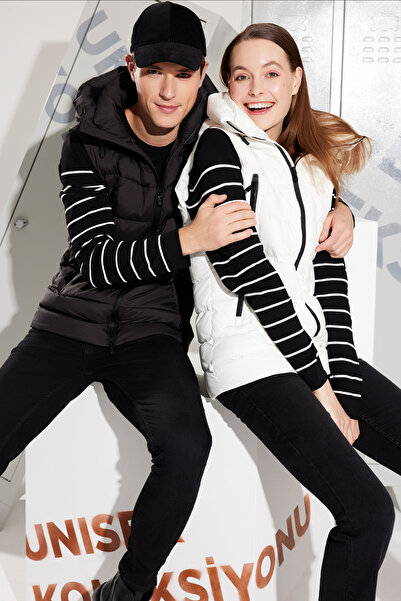 Avva Ανδρικό γιλέκο White Goose Down Αδιάβροχο και αντιανεμικό με κουκούλα A32y6504