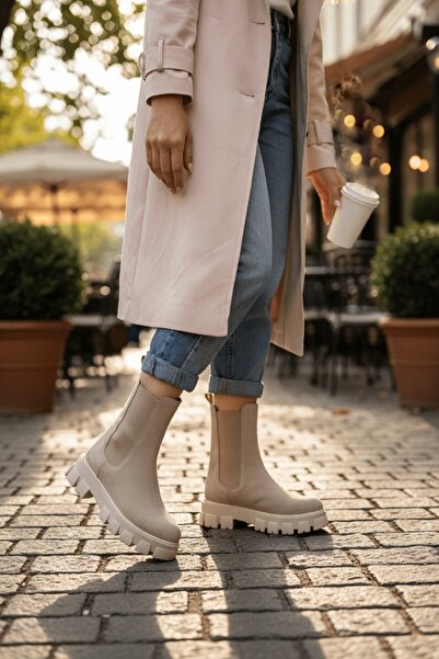 DİVOLYA Senni bézs oldalsó rugalmas vastagtalpú napi csizma