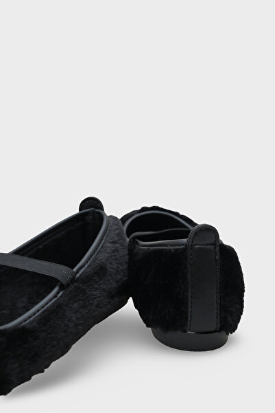 Capone Outfitters Ollie Women's Plush Laced Ballerinas