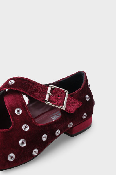 Capone Outfitters Janeta Velvet Blunt Toe Studded Cross Strap Women's Ballerinas