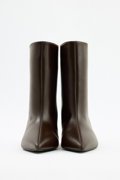 LUTVELIZADE Bot 2515 - Sivri Burun Dikiş Detaylı Acı Kahve Kadın Bot