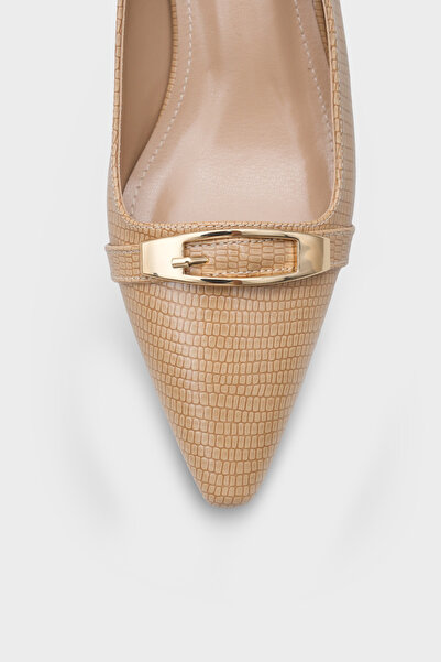 Capone Outfitters Jodi Women's Short Heeled Shoes with Metal Accessories