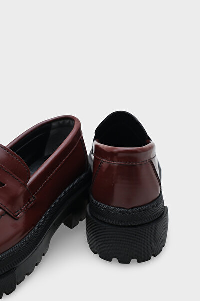 Capone Outfitters Дамски мокасини Fania с кръгла форма на върха, подметка Trak Sole Rugan