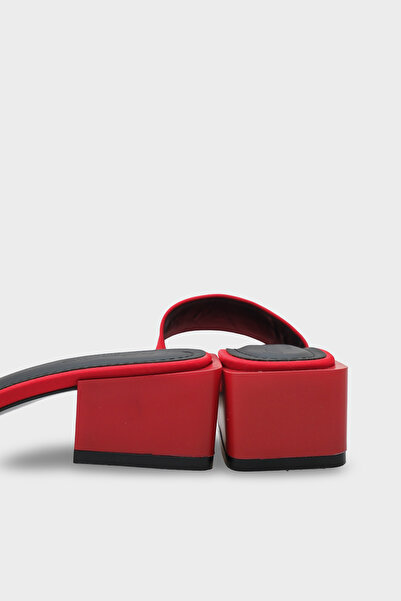 Capone Outfitters Cathleen Blunt Toe Mid-Heeled Satin Women's Slippers