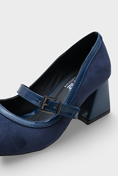 Capone Outfitters Susann Pointed Toe Thick Medium Heeled Strappy Faux Suede Women's Shoes