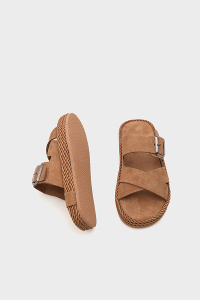 Capone Outfitters Angele Cross Strap Women's Sandals