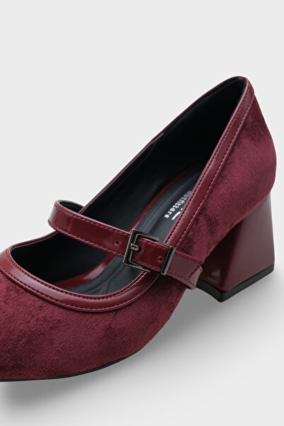 Capone Outfitters Susann Pointed Toe Thick Medium Heeled Strappy Faux Suede Women's Shoes