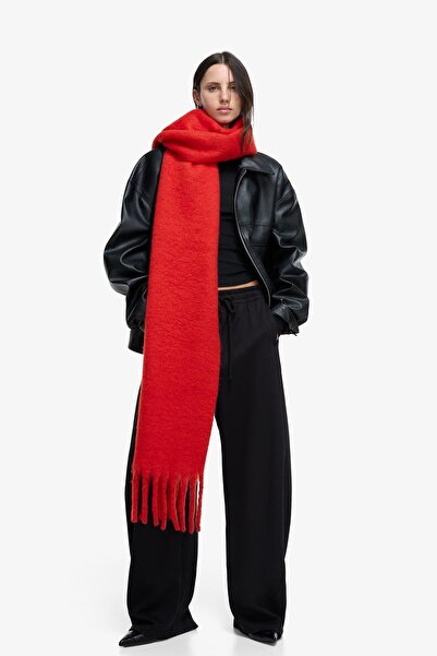 Bershka Solid-coloured scarf