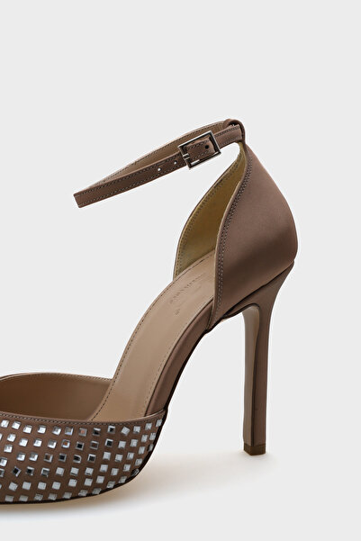 Capone Outfitters Raine Heeled Pointed Toe Stone Ankle Strap Stylish Women's Shoes