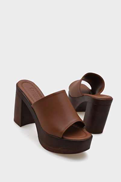 Capone Outfitters Γυναικείες παντόφλες Maris Platform Single Strap