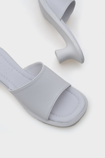 Capone Outfitters Papuci de damă Marijo cu toc mediu