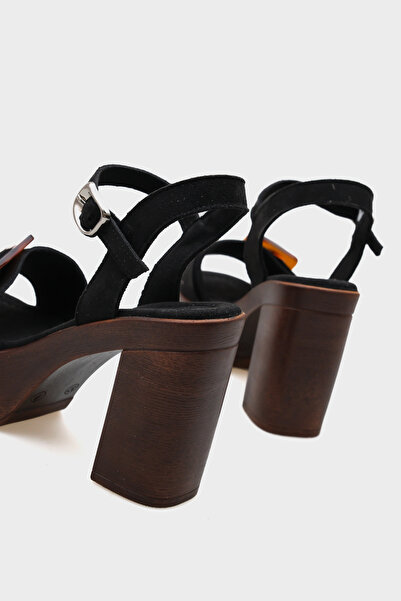 Capone Outfitters Marit Platform Leopard Buckle Women's Sandals