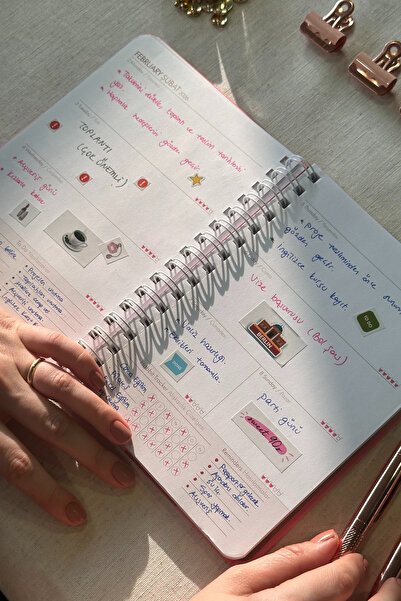 Le Color 2026 Haftalık Ajanda Spiralli A5 12 Aylık Bloom