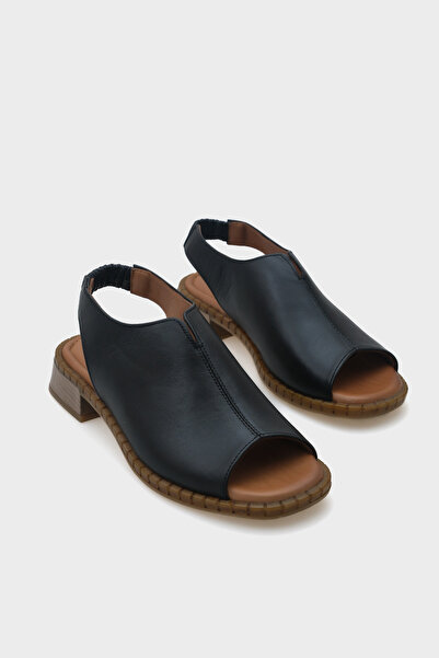 Capone Outfitters Kožené dámské sandály Ellissa na krátkém podpatku s jedním páskem