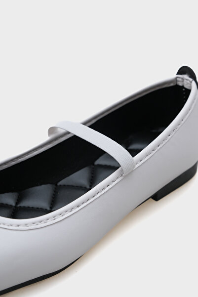 Capone Outfitters Fehér matt szalagos női balerinák