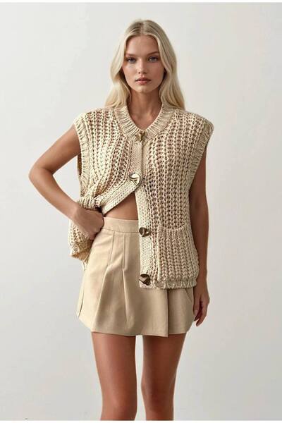 DONNA LISSA Women's Thick Knitted Big Button Pocket Detailed Oversized Knitwear Vest