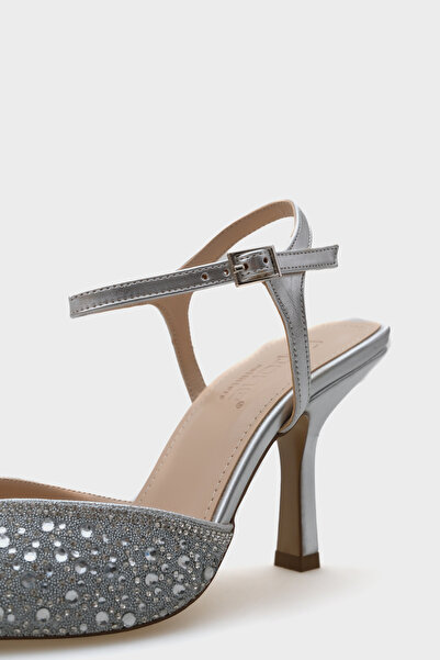 Capone Outfitters Piper Pointed Toe Medium Heeled Stone Women's Shoes