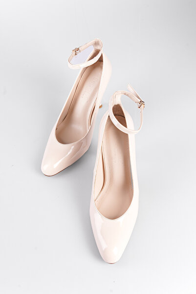 Capone Outfitters High Heeled Round Toe Women's Shoes - Ankle Strap