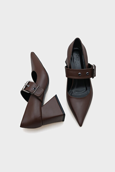 Capone Outfitters Roda Pointed Toe Medium Heeled Metal Buckle Women's Shoes