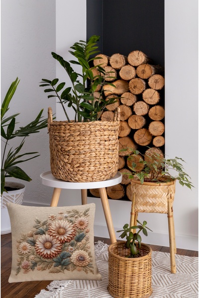 MİNOZA Digital Printed Embroidery Themed Floral Pattern Decorative Throw Pillow Case