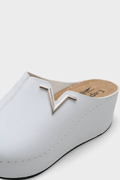 Capone Outfitters Anatómiai puha, kényelmes talpú éksarkú anyapapucs