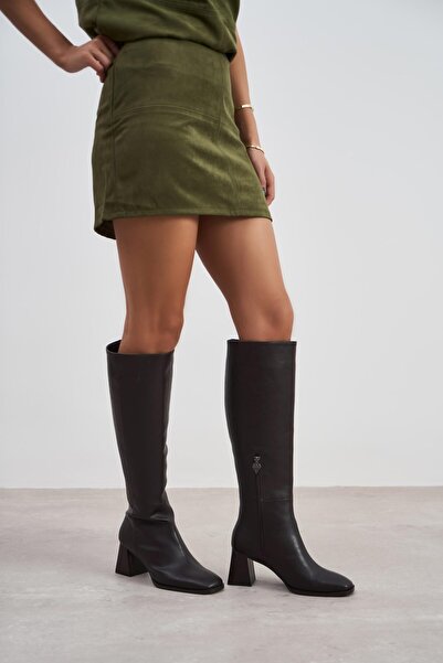 NİŞANTAŞI SHOES Roger Brown matné dámské kozačky s tupou špičkou na silném podpatku