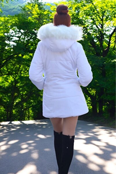 Toridas Kapüşonlu Kürklü Kışlık Orta Boy Şişme Kadın Mont