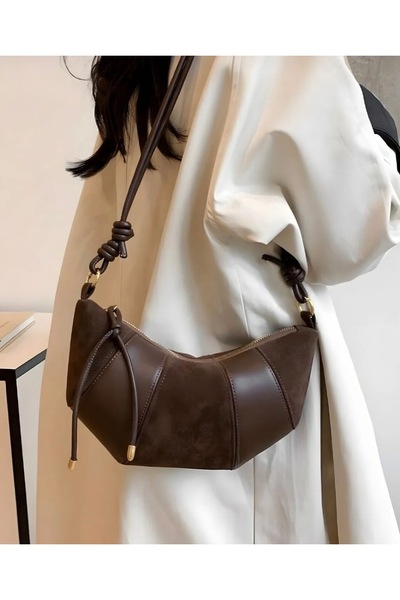 DMG Collection Geantă de umăr pentru femei model croissant cu detalii din piele intoarsa si piele