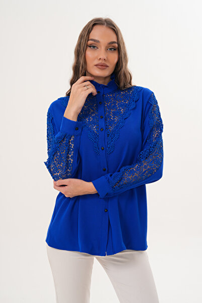 Loom Boutique قميص كريب مزين بالدانتيل مقاس كبير G0027