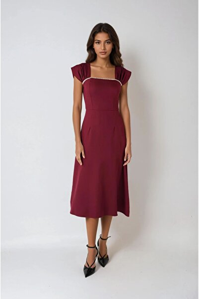 OLSAMODA KADIN YAKASI İNCİ DETAYLI ATLAS KUMAŞ MİDİ BOY DÜĞÜN NİŞAN SÖZ DAVET ELBİSESİ