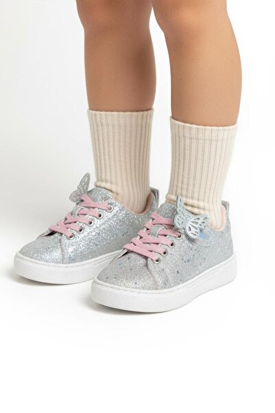 Görkem bebe ayakkabı ve tekstil حذاء رياضي بناتي فضي اللون